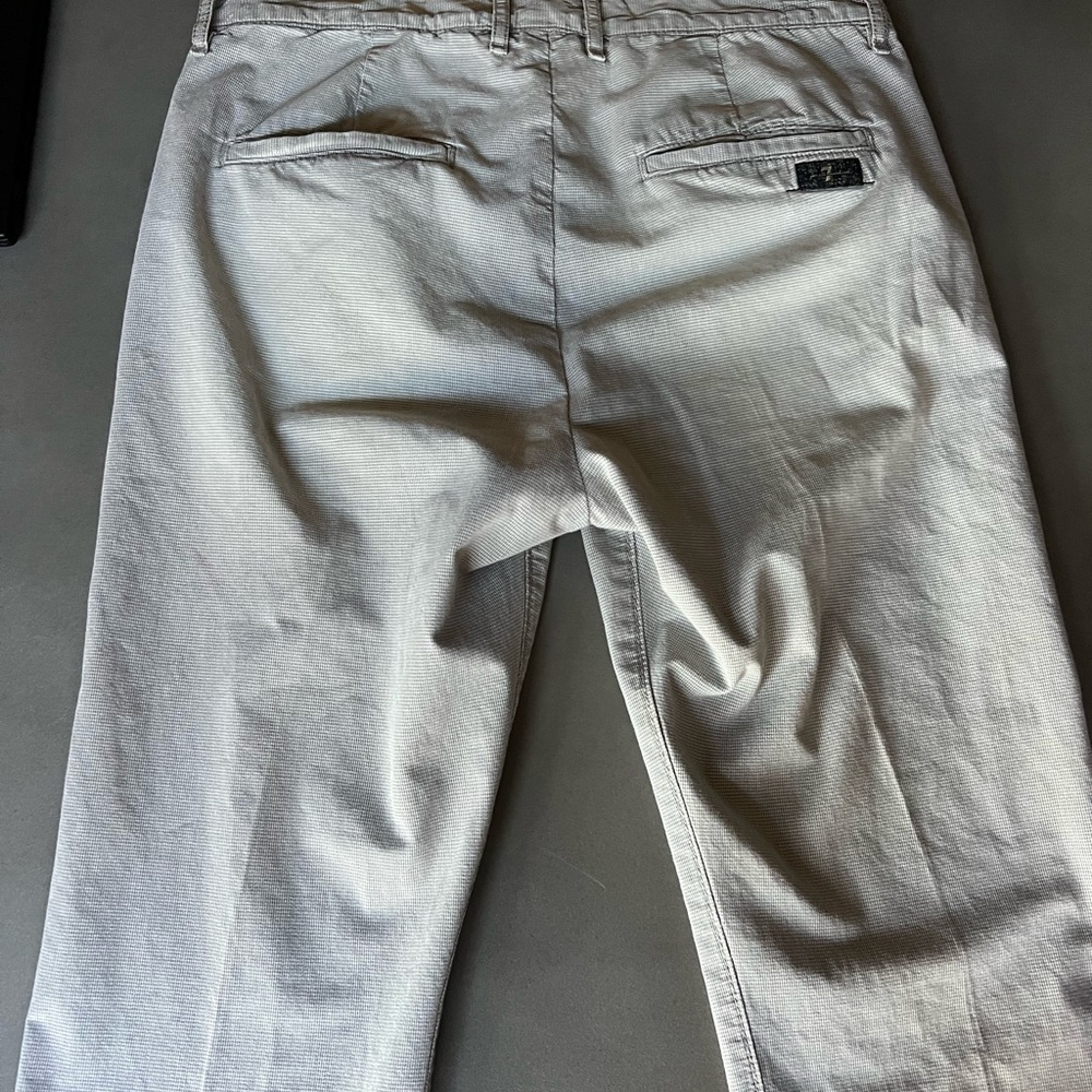 7 For All Mankind Chinos